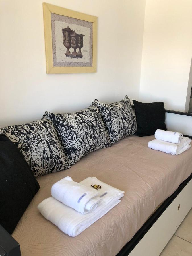 Villa Ober Suites Neuquén エクステリア 写真